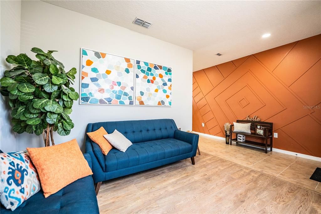 En Venta: $429,000 (4 camas, 3 baños, 2612 Pies cuadrados)