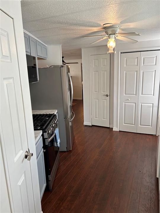 待售: $149,999 (2 贝兹, 2 浴室, 1248 平方英尺)