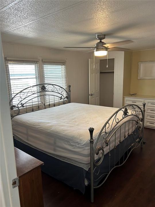 待售: $149,999 (2 贝兹, 2 浴室, 1248 平方英尺)