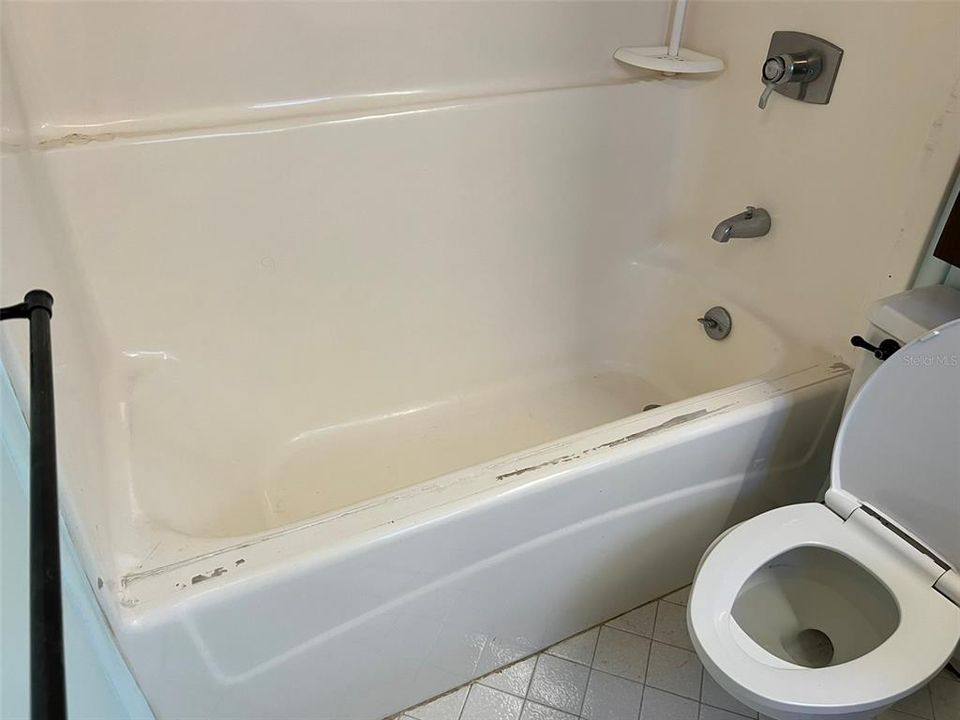 出租: $2,500 (3 贝兹, 3 浴室, 1812 平方英尺)