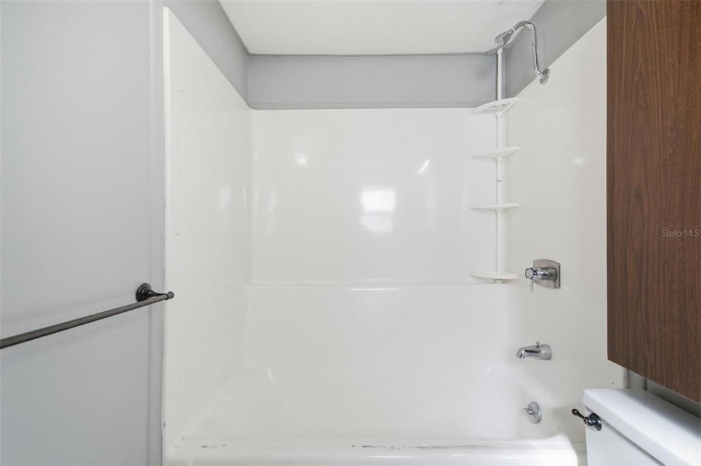 For Rent: $2,500 (3 beds, 3 baths, 1812 Square Feet)