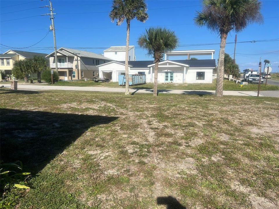 出租: $2,500 (3 贝兹, 3 浴室, 1812 平方英尺)