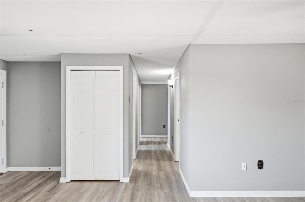 For Rent: $2,500 (3 beds, 3 baths, 1812 Square Feet)