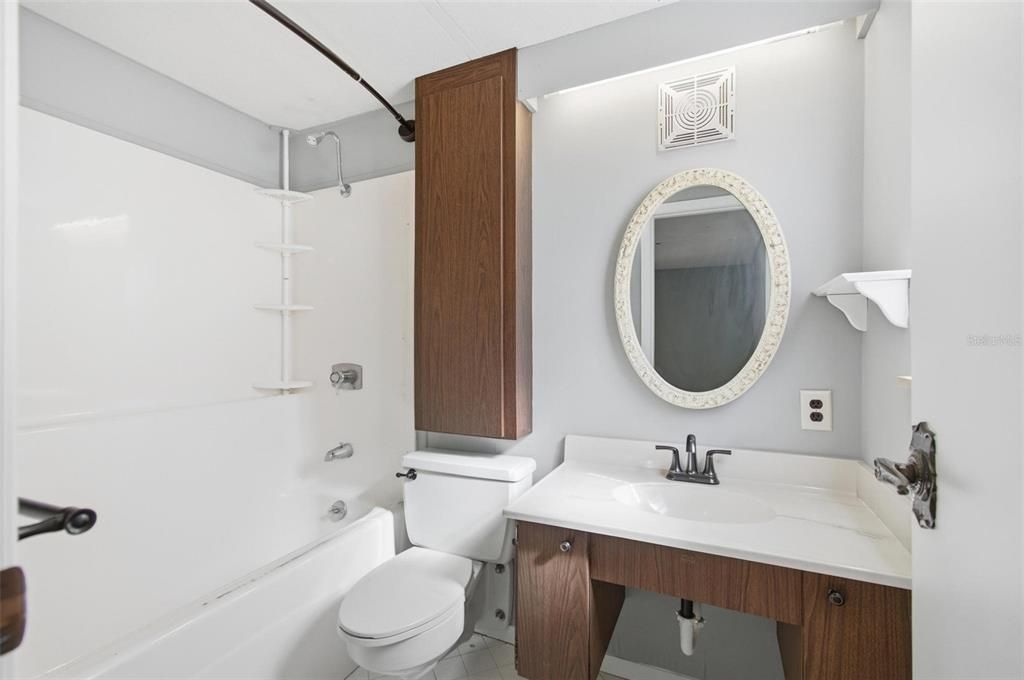 For Rent: $2,500 (3 beds, 3 baths, 1812 Square Feet)