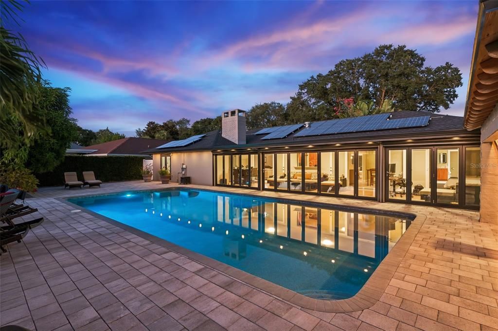 Activo con contrato: $1,190,000 (3 camas, 2 baños, 2842 Pies cuadrados)