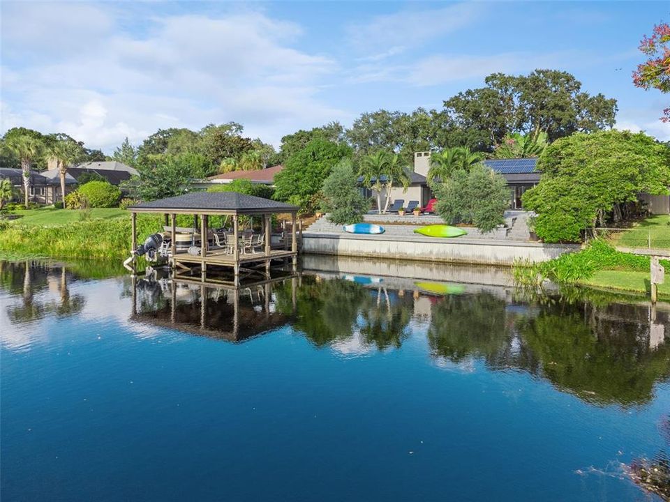 Activo con contrato: $1,190,000 (3 camas, 2 baños, 2842 Pies cuadrados)