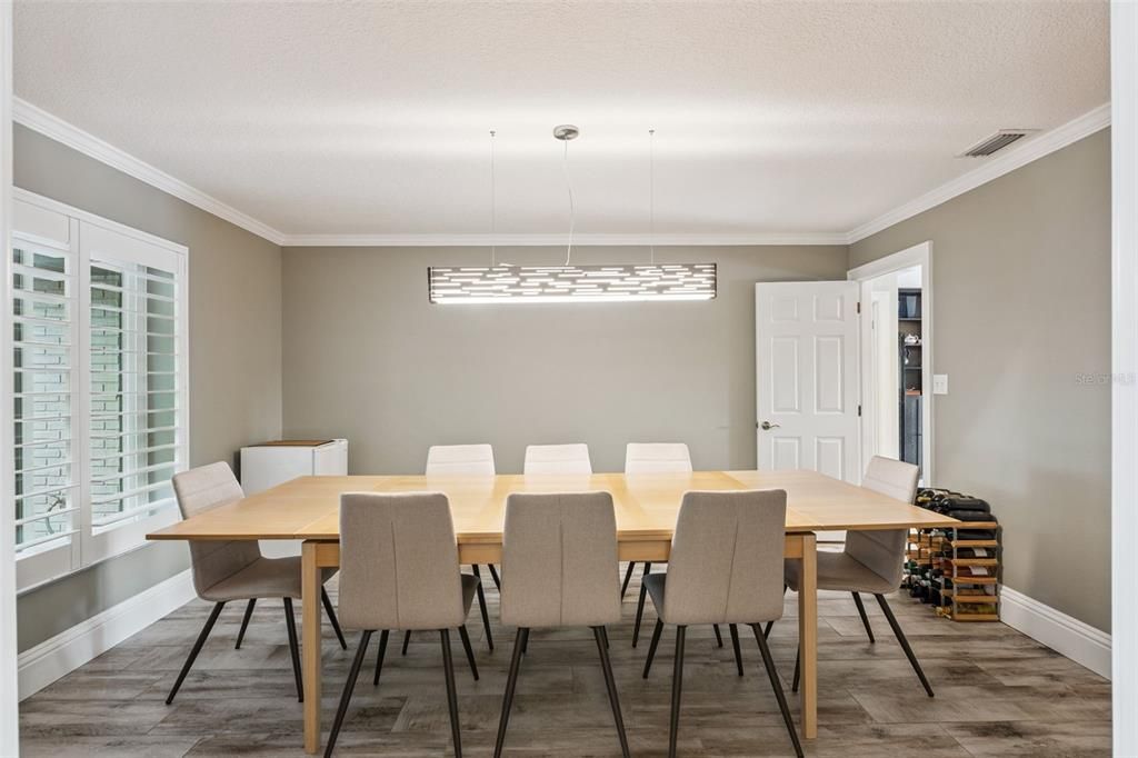 Activo con contrato: $1,190,000 (3 camas, 2 baños, 2842 Pies cuadrados)