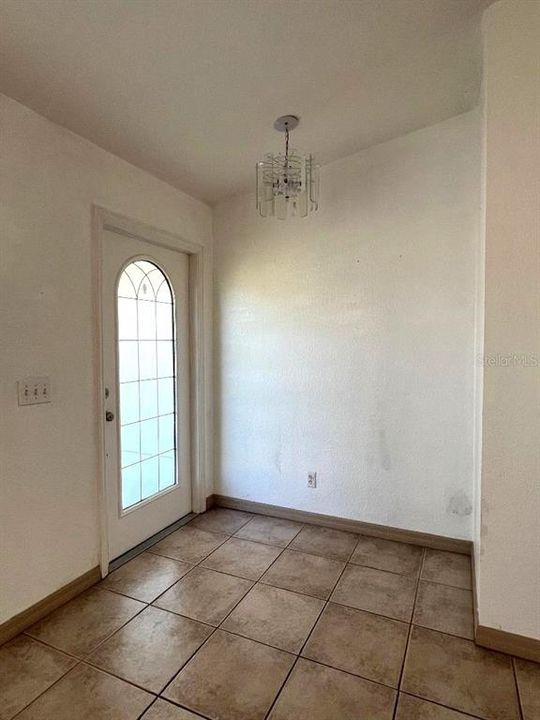 For Sale: $264,900 (3 beds, 2 baths, 1192 Square Feet)