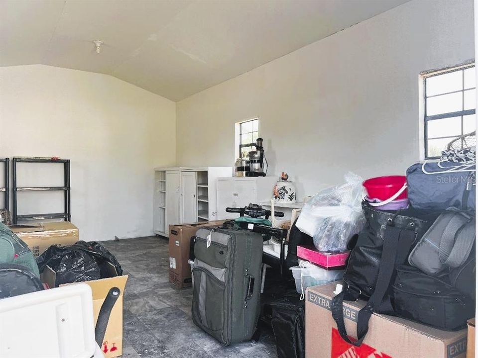 For Sale: $264,900 (3 beds, 2 baths, 1192 Square Feet)