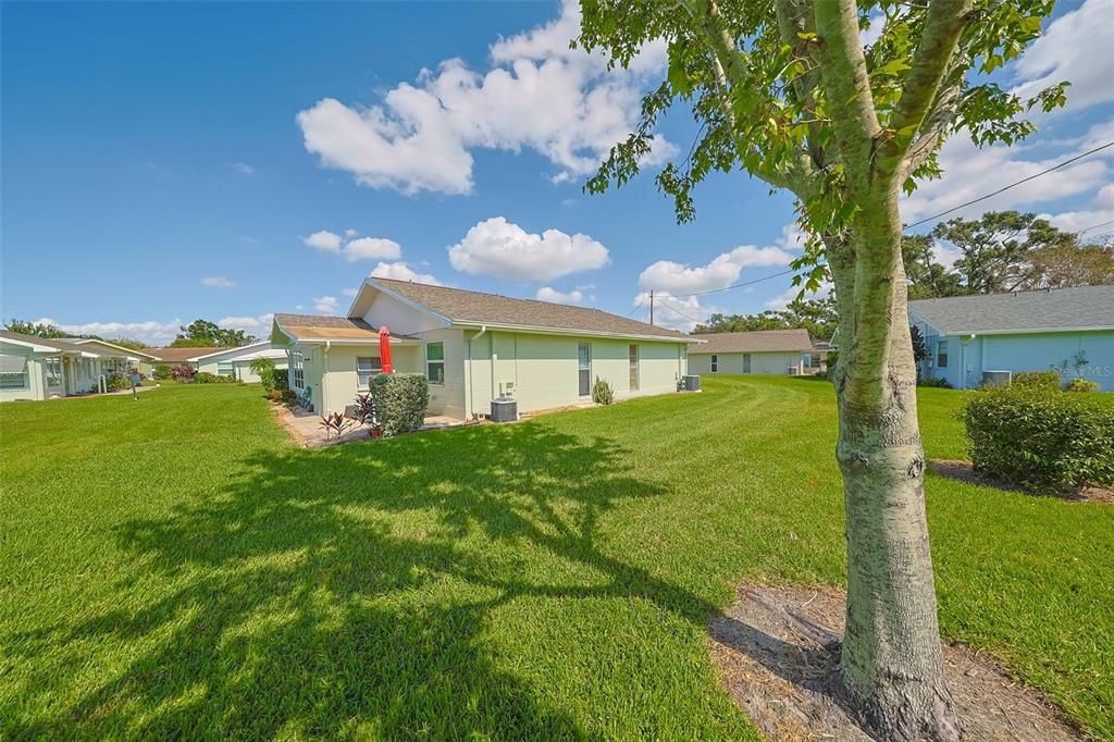 For Sale: $139,000 (1 beds, 1 baths, 960 Square Feet)