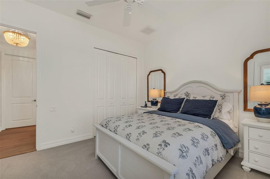 待售: $979,000 (3 贝兹, 2 浴室, 2107 平方英尺)