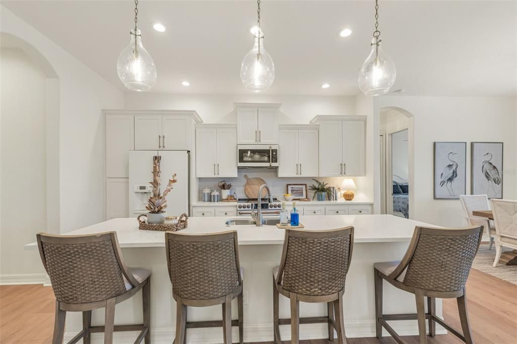 待售: $979,000 (3 贝兹, 2 浴室, 2107 平方英尺)