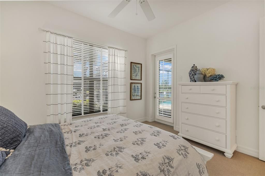 待售: $979,000 (3 贝兹, 2 浴室, 2107 平方英尺)