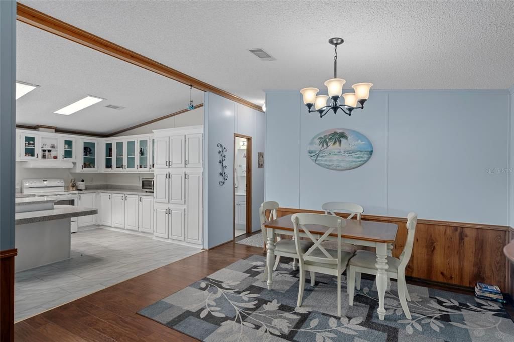 Active With Contract: $234,900 (3 beds, 2 baths, 1718 Square Feet)