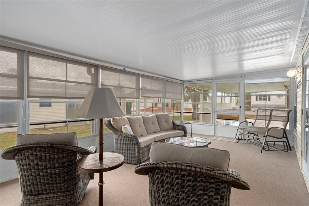 Active With Contract: $234,900 (3 beds, 2 baths, 1718 Square Feet)