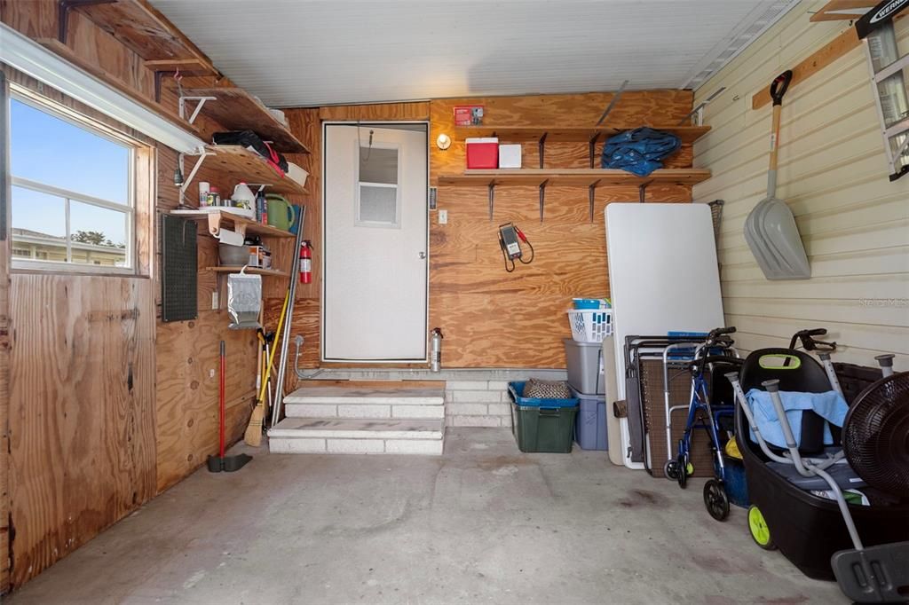 Active With Contract: $234,900 (3 beds, 2 baths, 1718 Square Feet)