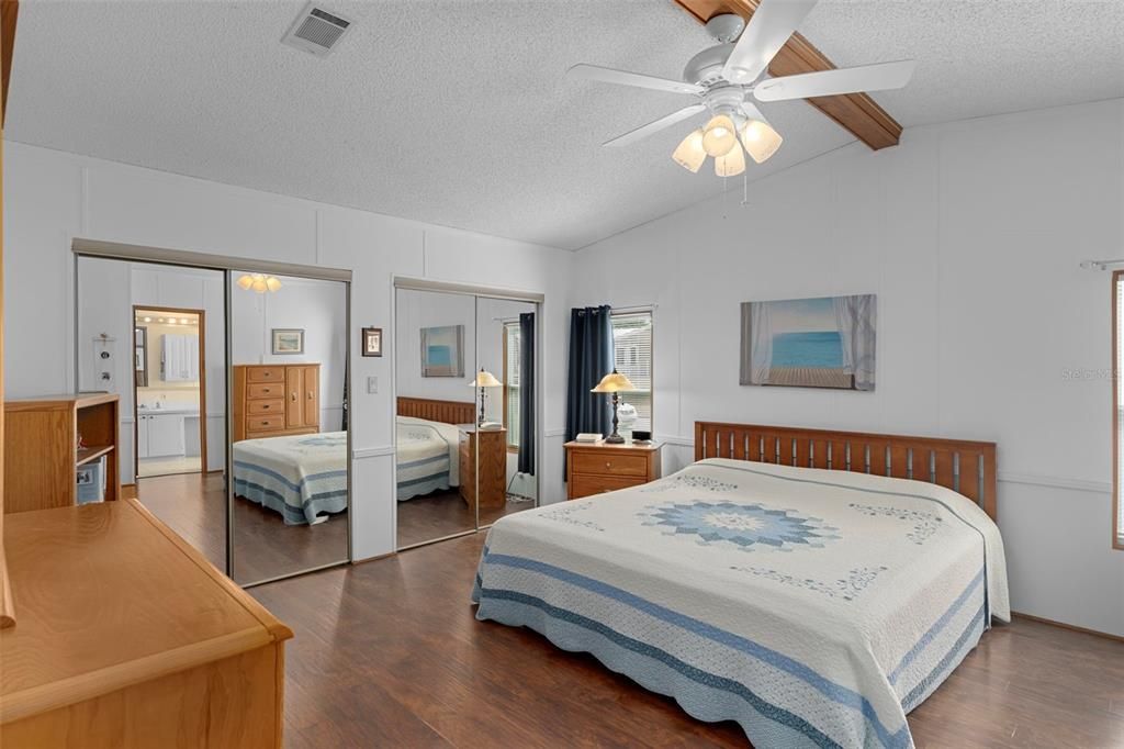 Active With Contract: $234,900 (3 beds, 2 baths, 1718 Square Feet)