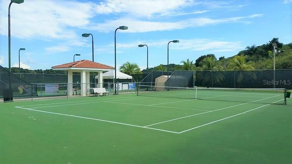 На продажу: $1,410,000 (3 спален, 2 ванн, 2163 Квадратных фут)