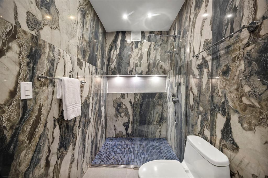 На продажу: $1,410,000 (3 спален, 2 ванн, 2163 Квадратных фут)