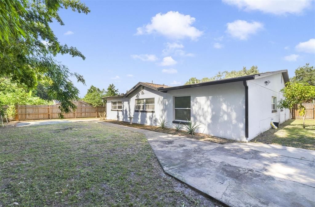 Active With Contract: $365,000 (4 beds, 2 baths, 2017 Square Feet)