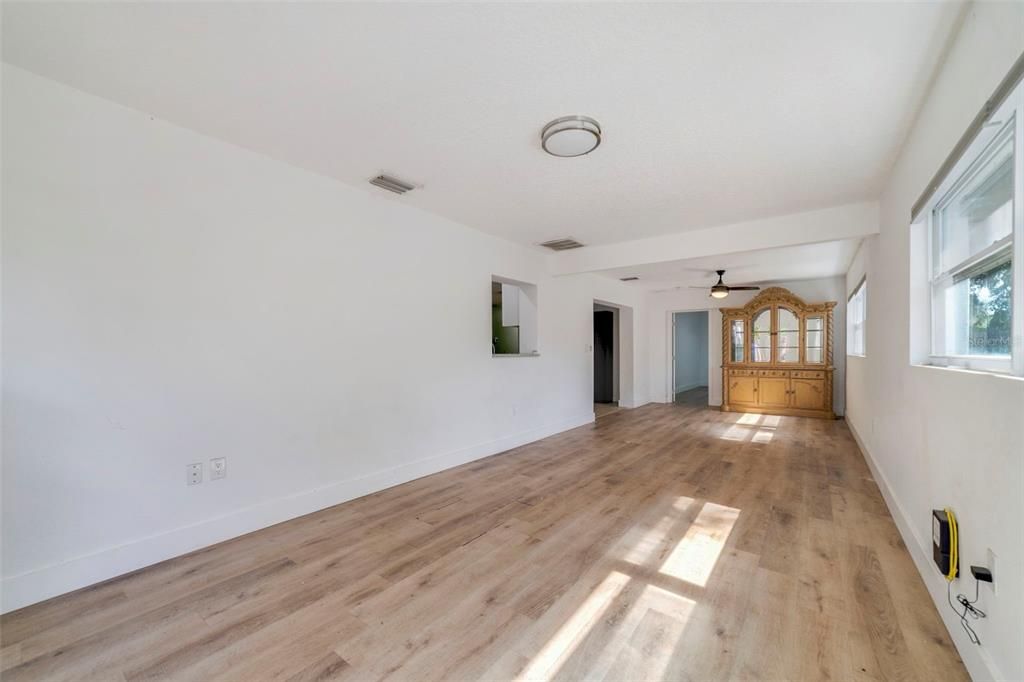 Active With Contract: $365,000 (4 beds, 2 baths, 2017 Square Feet)