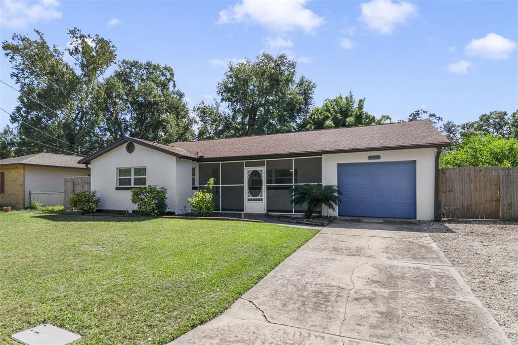 Active With Contract: $365,000 (4 beds, 2 baths, 2017 Square Feet)