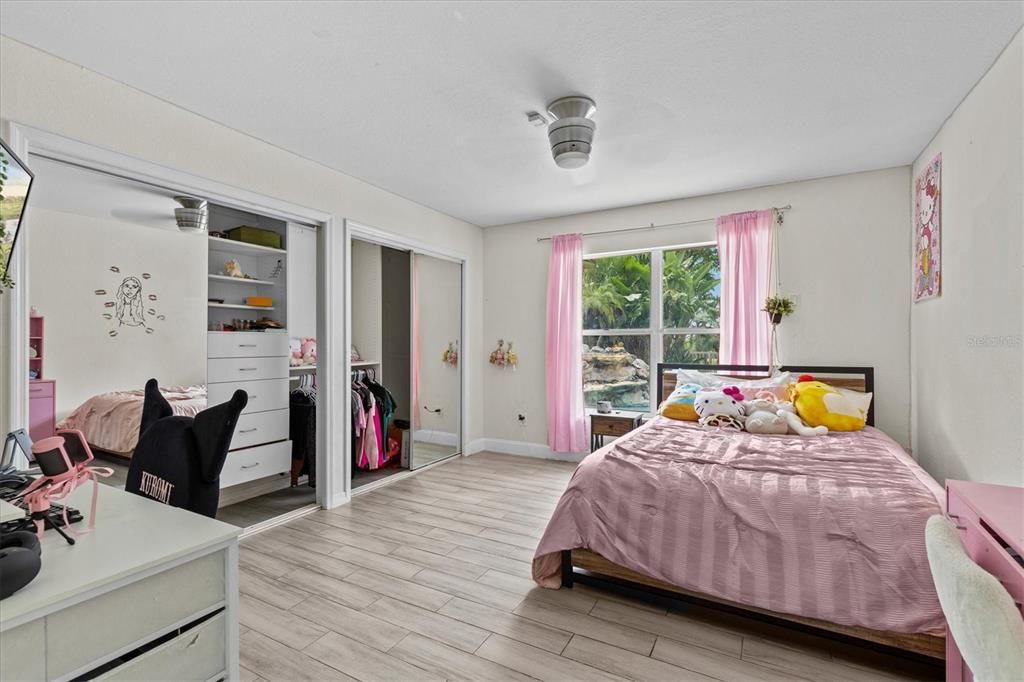 出租: $4,900 (5 贝兹, 4 浴室, 5014 平方英尺)