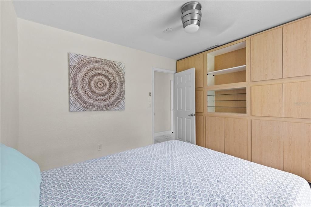 出租: $4,900 (5 贝兹, 4 浴室, 5014 平方英尺)