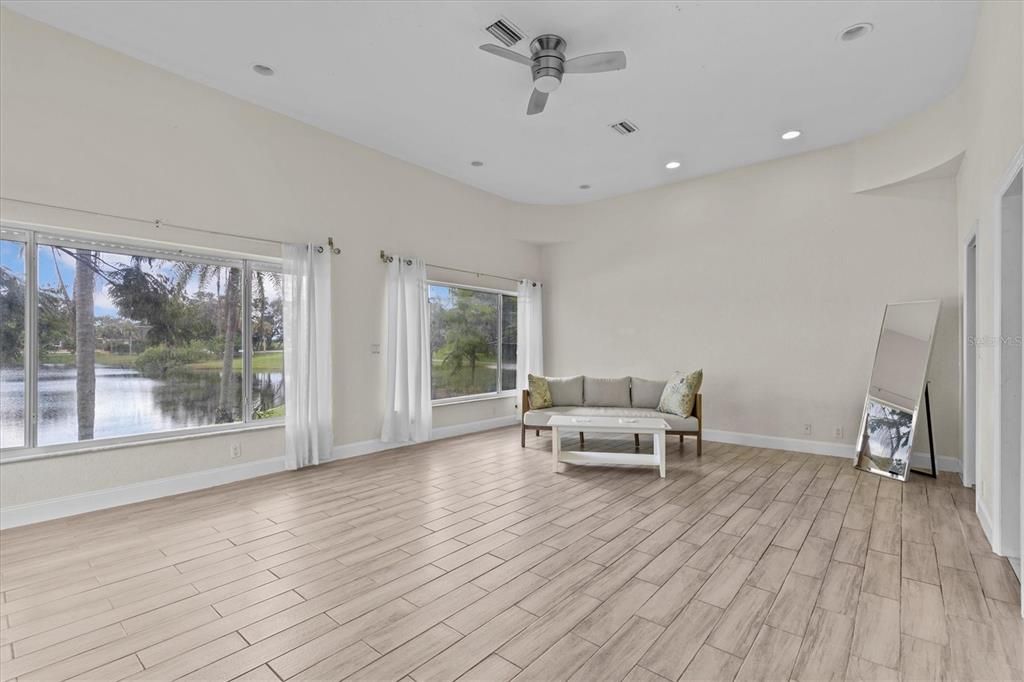 出租: $4,900 (5 贝兹, 4 浴室, 5014 平方英尺)