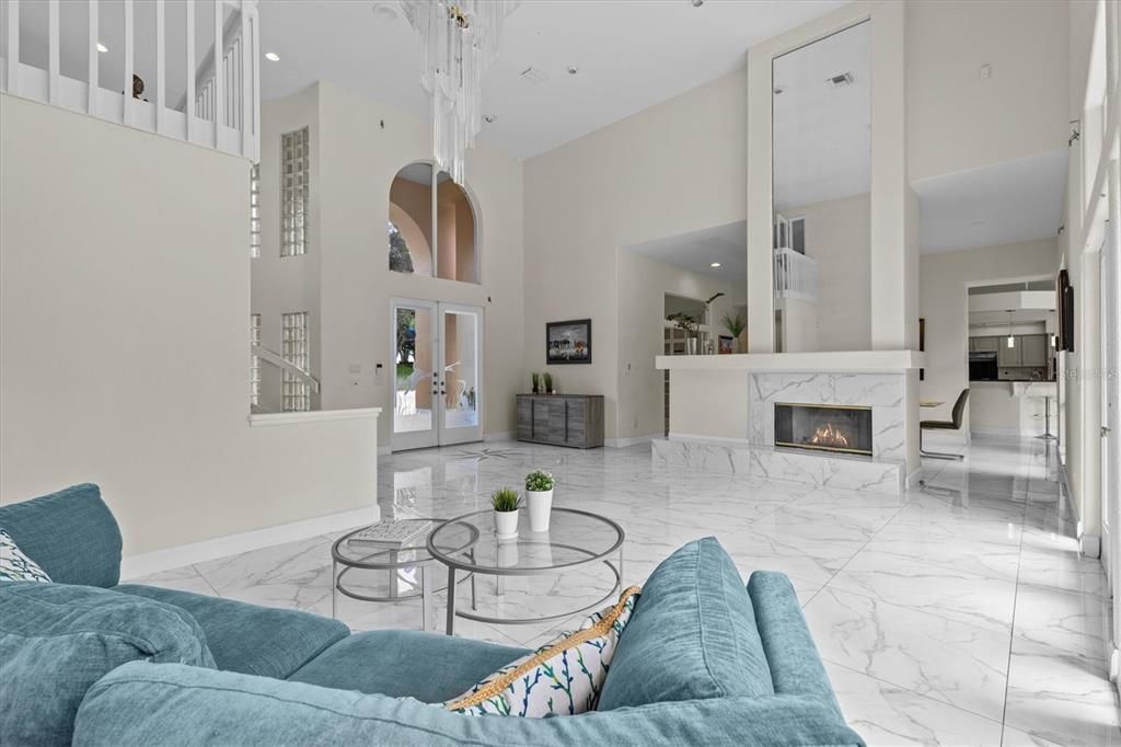 出租: $4,900 (5 贝兹, 4 浴室, 5014 平方英尺)