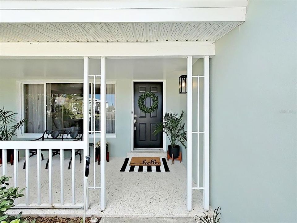 For Sale: $1,675,000 (3 beds, 2 baths, 2009 Square Feet)