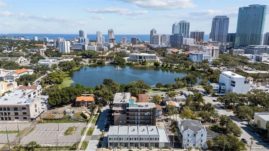 For Sale: $152,500 (1 beds, 1 baths, 595 Square Feet)