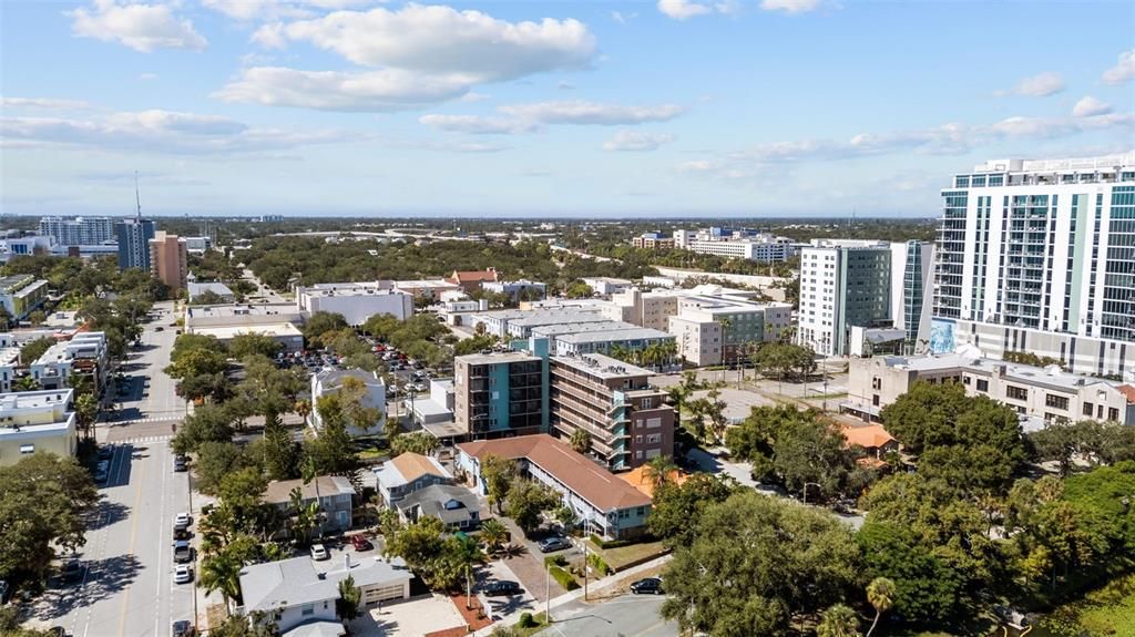 For Sale: $152,500 (1 beds, 1 baths, 595 Square Feet)