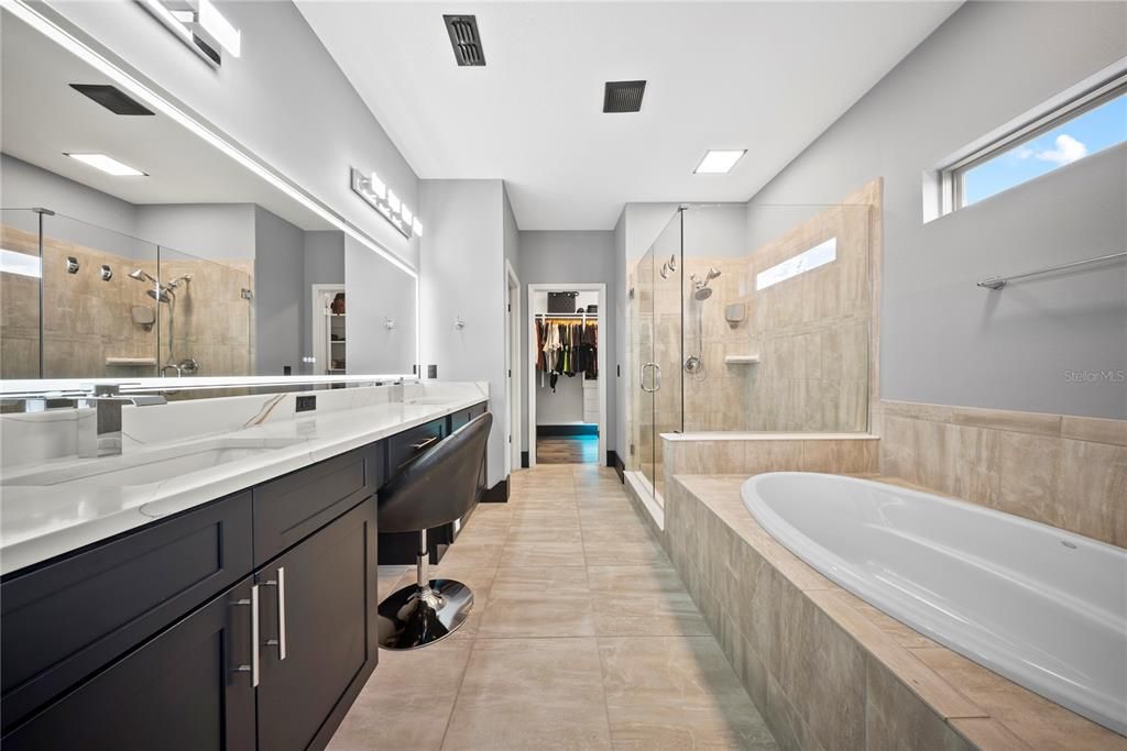 待售: $990,000 (5 贝兹, 3 浴室, 2950 平方英尺)