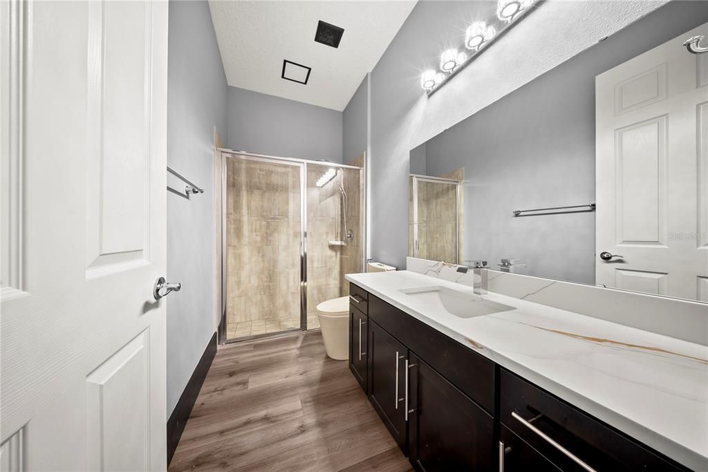 待售: $990,000 (5 贝兹, 3 浴室, 2950 平方英尺)