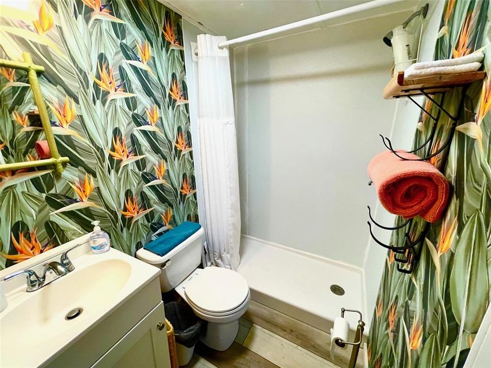 待售: $189,900 (2 贝兹, 2 浴室, 840 平方英尺)