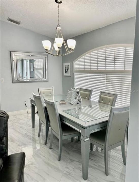 На продажу: $400,000 (3 спален, 2 ванн, 1758 Квадратных фут)