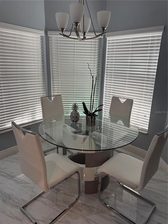 На продажу: $400,000 (3 спален, 2 ванн, 1758 Квадратных фут)