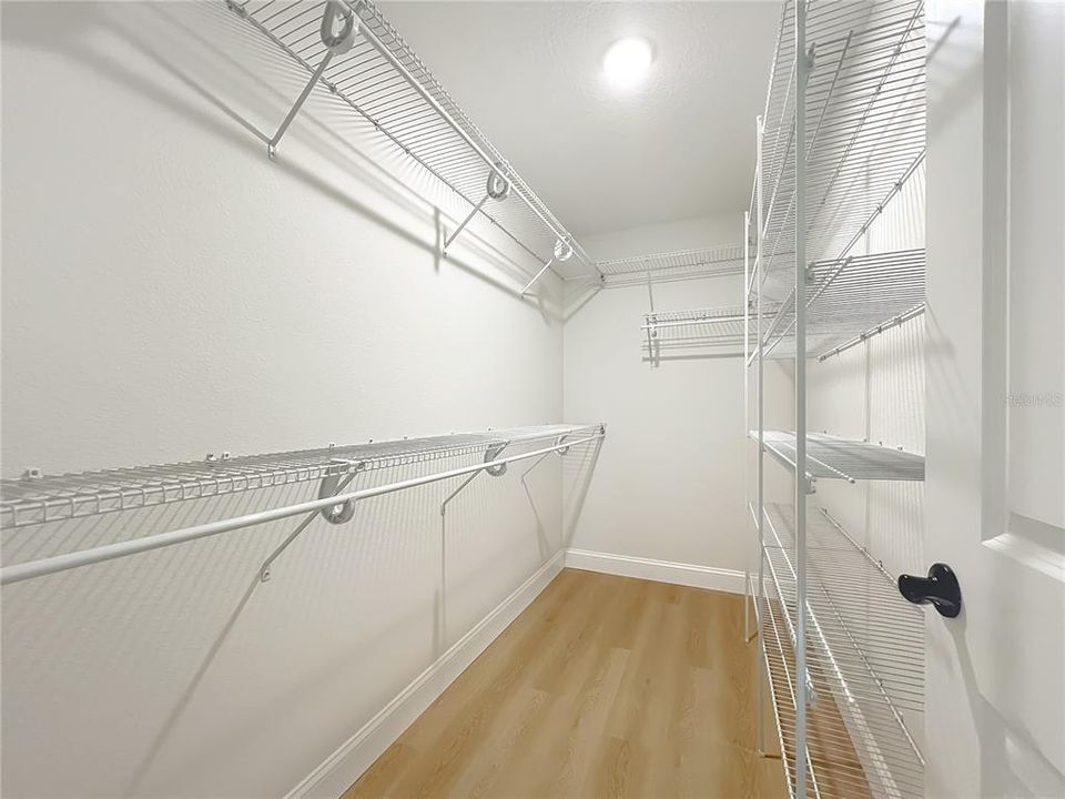 For Sale: $278,900 (3 beds, 2 baths, 1491 Square Feet)