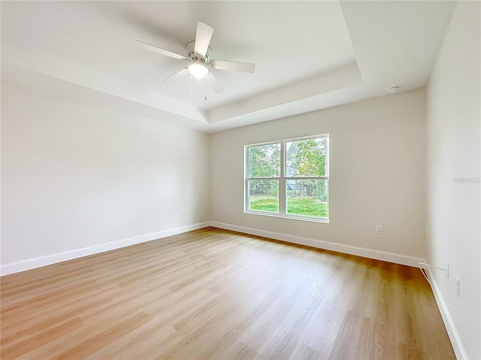 For Sale: $278,900 (3 beds, 2 baths, 1491 Square Feet)