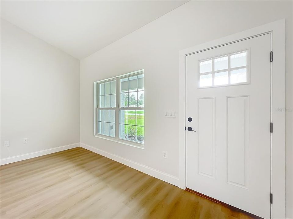 For Sale: $278,900 (3 beds, 2 baths, 1491 Square Feet)