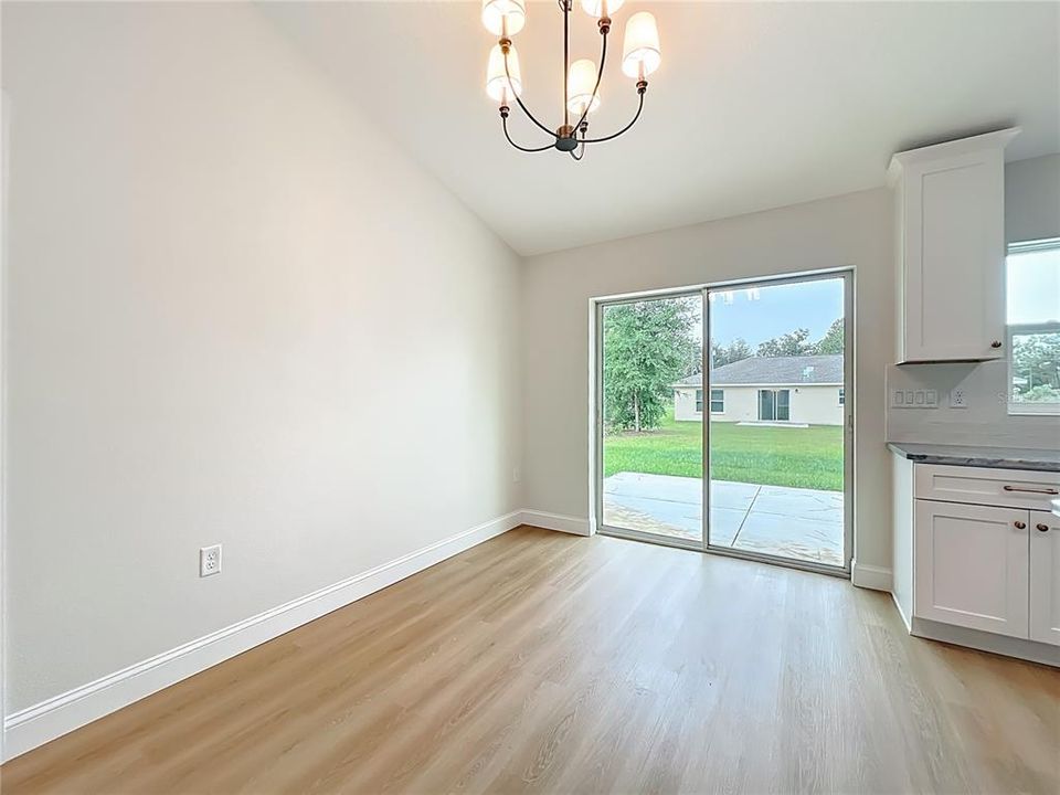 For Sale: $278,900 (3 beds, 2 baths, 1491 Square Feet)