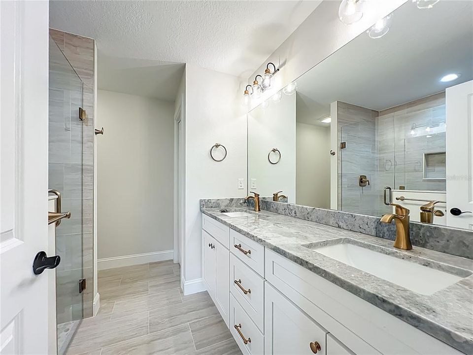 For Sale: $278,900 (3 beds, 2 baths, 1491 Square Feet)