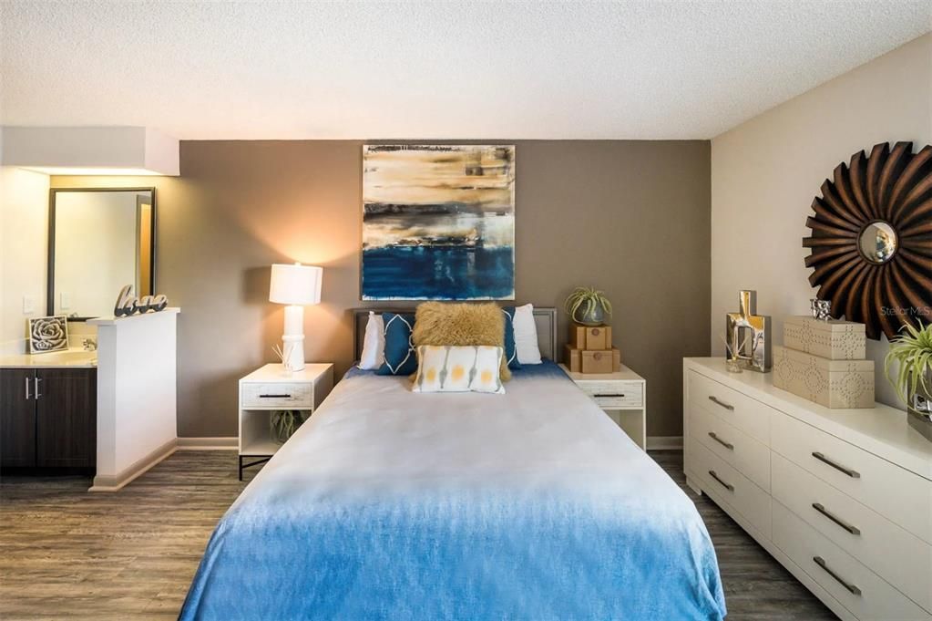 For Rent: $1,895 (1 beds, 1 baths, 771 Square Feet)