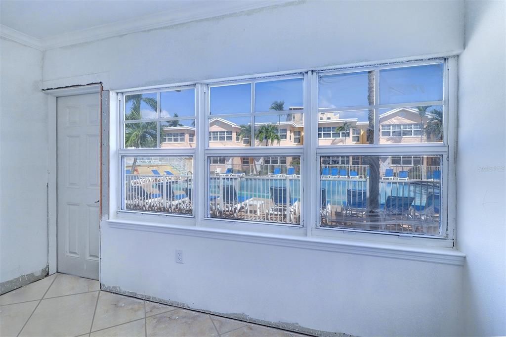 На продажу: $341,000 (1 спален, 1 ванн, 735 Квадратных фут)