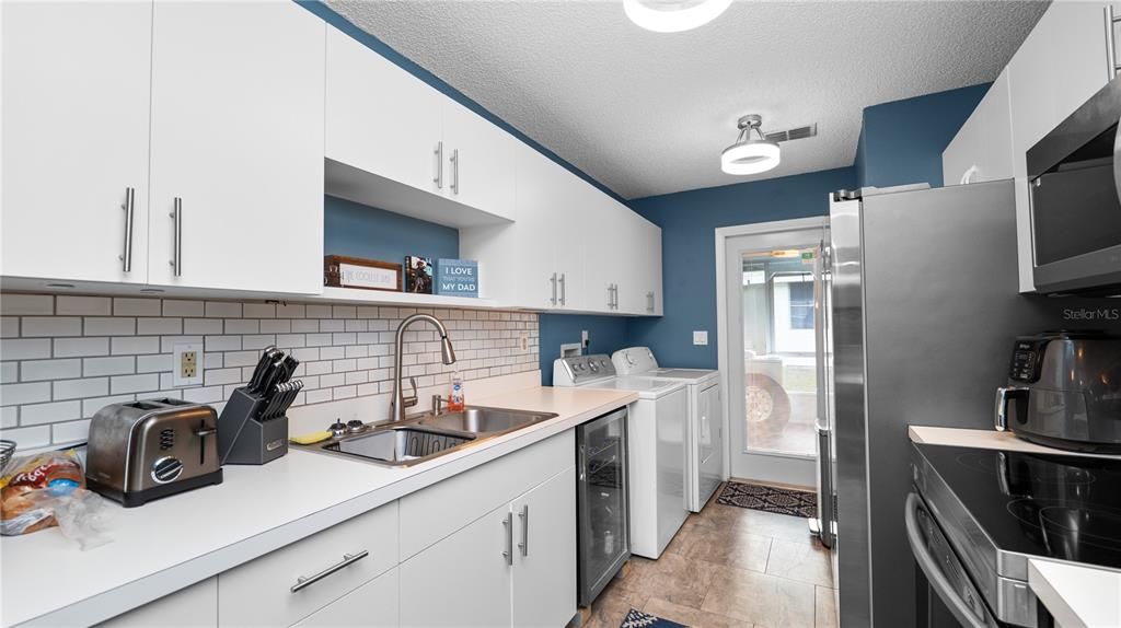 На продажу: $169,000 (3 спален, 2 ванн, 1073 Квадратных фут)