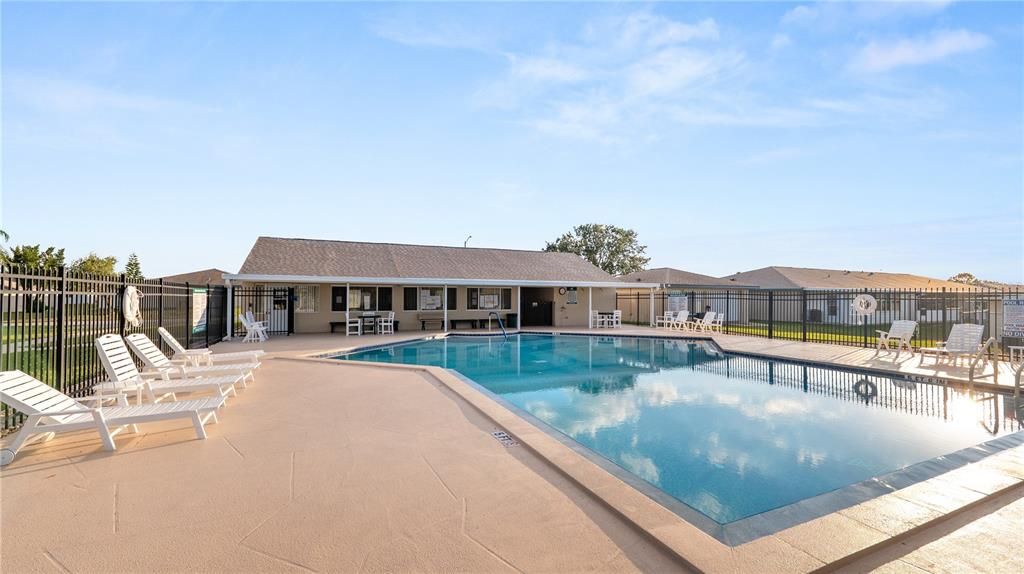 На продажу: $169,000 (3 спален, 2 ванн, 1073 Квадратных фут)