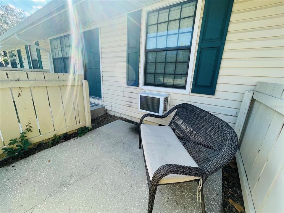 待售: $107,900 (1 贝兹, 1 浴室, 548 平方英尺)