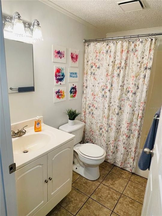 待售: $107,900 (1 贝兹, 1 浴室, 548 平方英尺)