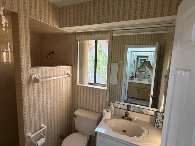 For Rent: $3,280 (3 beds, 2 baths, 1620 Square Feet)